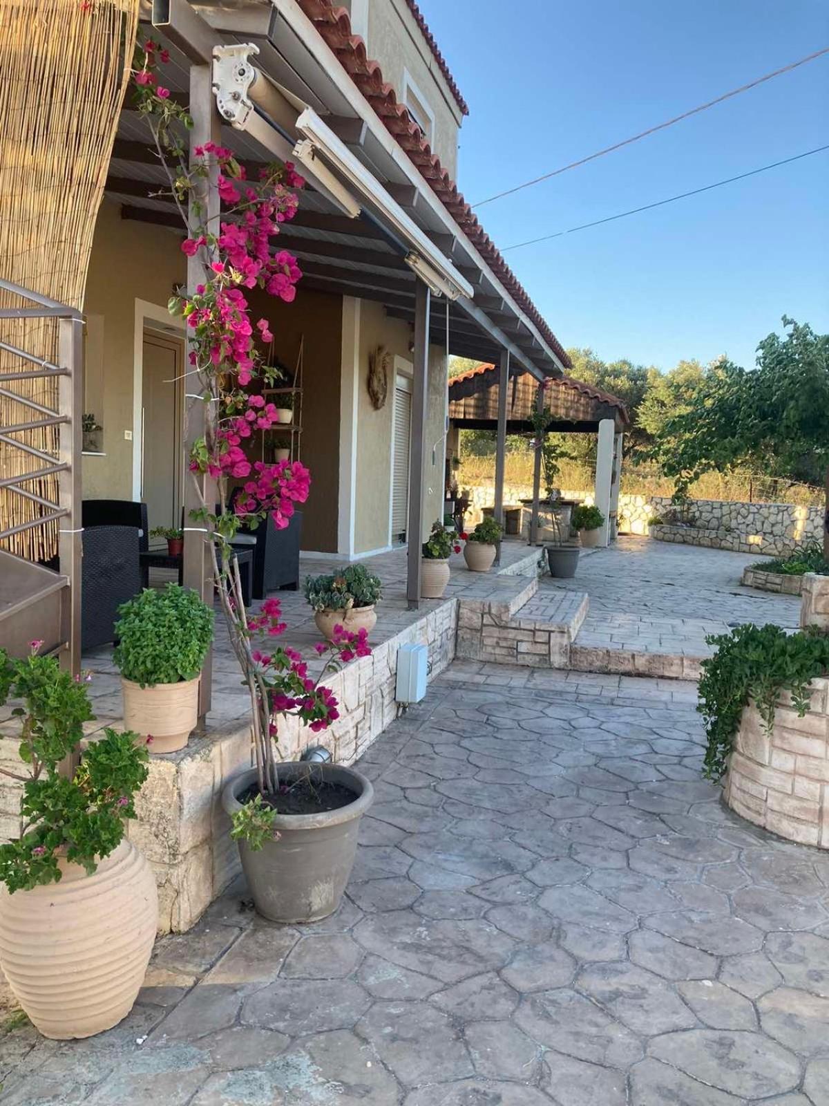 Villeta Nikol “Νηνεμία” Lixouri Bagian luar foto